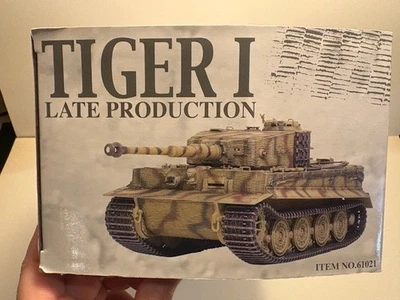 Tanque pesado Dragon Armor 1:35 Tiger I #61021 Foto 1 de 4