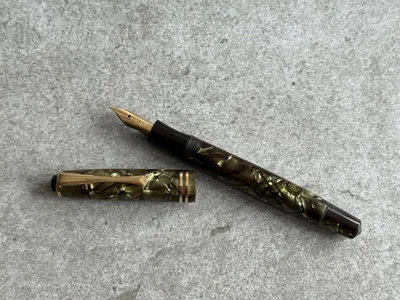 VINTAGE MONTBLANC  244 DANISH PRODUCTION GREEN MARBLED CELLULOID FOUNTAIN PEN - Bild 1 von 4