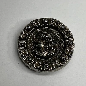 Antique Cameo Sewing Button - Picture 1 of 7