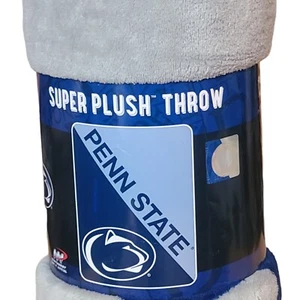 Penn State Nittany Lions Super Plush Throw Blanket 46" x 60" - NEW Football - Picture 1 of 3