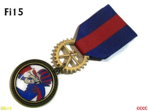 Steampunk Medal pin drape badge brooch cartoon Dick Dastardly Wacky races #Fi15 - Picture 1 of 5