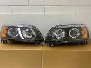 Chevrolet Caprice Includes PPV 2011-2017 " Genuine Pair of Headlamps" - Picture 1 of 13