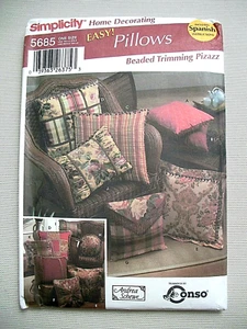 UNCUT Simplicity Sewing Pattern 5685 - Pillows Cushions - Home Decor - Picture 1 of 2