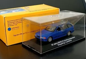 1/43 BMW 528i Touring E39 blau SCHUCO Händler BMW - Bild 1 von 7