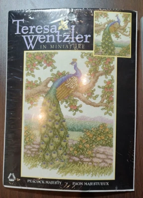 Peacock Majesty - Teresa Wentzler in Miniature Counted Cross Kit - Leisure Arts - Image 1 of 4
