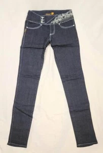 New Womens Hammer Embroidered Rhinestone Skinny Stretch Blue Jeans - Size 3 NWOT - Picture 1 of 2