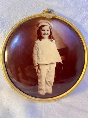 Antique Columbia Medallion Studios Chicago 1800’s Tin Photo & Frame Young Child - Image 1 of 4
