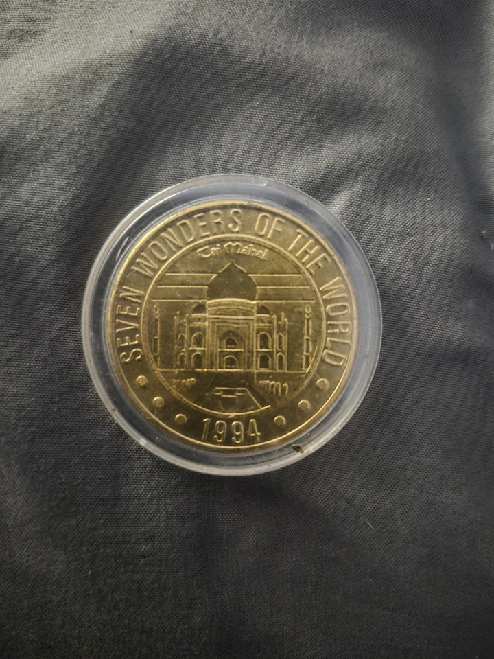 1994 Grand Casino 7 Wonders Taj Mahal Brass Collector's Token - Image 1 of 2