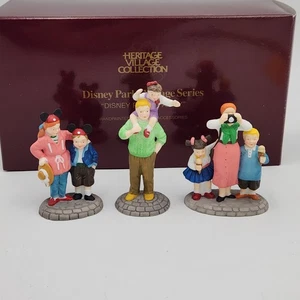Dept 56 Disney Parks Village Porcelana Parques Disney Familia Conjunto De 3 #53546 - Imagen 1 de 16