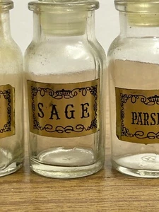 Vintage Glass Apothecary Spice Jars With Stoppers Empty with Gold Labels 4 - Picture 1 of 20