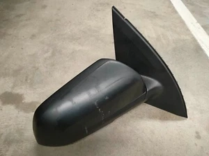 08/2006 to 04/2013 Holden VE Commodore - Side view mirror (Right) 92172444 - Picture 1 of 2