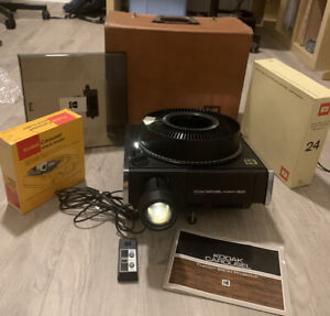 Kodak 860H-Custom Projector W/ Leather Case-remote-stack Hldr-tray-Manual