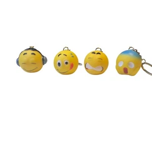 Konvolut 4 Vintage Schlüsselanhänger Emojis 4 verschiedene Reaktionen (KC-64) - Bild 1 von 5