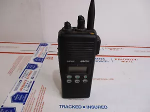 Radio bidireccional M/A-COM Ericsson LPE 200 800 MHz KRD 103 103/A203 LPE-200 HARRIS - Imagen 1 de 11