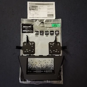 Used Metra 95-8243B Double Din Dash Kit for 2012-2014 Toyota Prius V - Picture 1 of 10