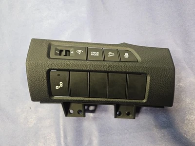 Panel de interruptores del tablero de control de tracción Hyundai Santa Fe 2016-2018 - 93700-2Wfs0 OEM Foto 1 de 4