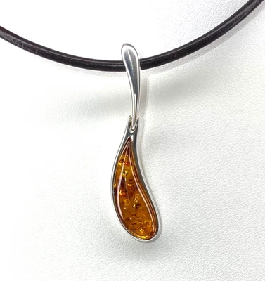 Colgante Ámbar Báltico Plata de Ley 925 Ámbar Natural Bisagras 3,8cm x 10mm Nuevo Foto 1 de 4