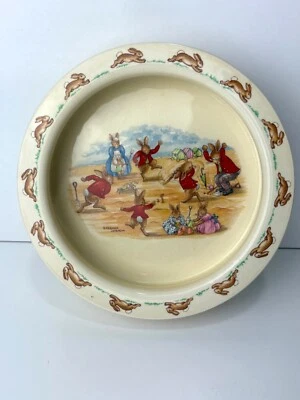 Royal Doulton Bunnykins Bowl Albion Barbara Vernon Sandy Beach Playing  1950s - Image 1 of 4