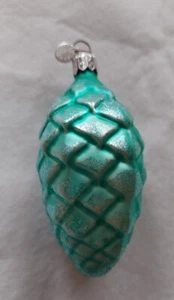 Dept. 56 Republic Of Czechylslovakia Pine Cone Mercury Glass Ornament 3.5” Vtg - Picture 1 of 4