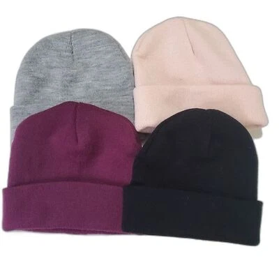 Urban Outfitters 4 knit hats unisex NEW black gray pink burgundy set Foto 1 de 4