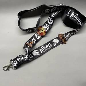 Knotts Scary Farm HALLOWEEN HAUNT Schlüsselband mit 3 LIMITED EDITION PINS SEHR SELTEN 🎃 - Bild 1 von 10