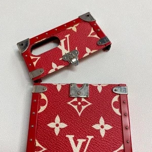LOUIS VUITTON Collaboration Supreme Red Monogram iPhone 7 Case LV Auth - Photo 1 sur 4