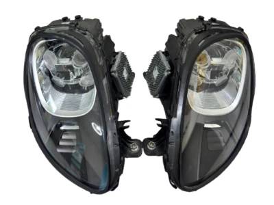 Porsche 918 Spyder Front pair headlights LHD 91863117203 91863117103 Left Right  - Image 1 of 4