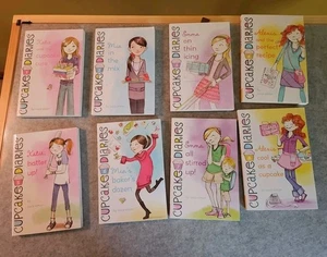 Cupcake Diaries Book Set of 8 Lot 1-8 by Coco Simon Ages 8 -12 Paperbacks - Bild 1 von 3