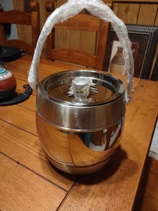 BrekX Iceberg Secchiello Ghiaccio Martellato 3 Qt con Coperchio e Scoop Spazzolato Rigato - Foto 1 di 4