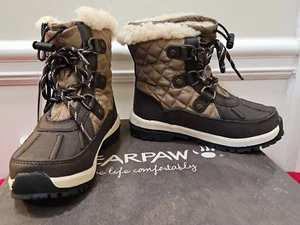NIB BEARPAW Girl's Bethany Youth-K Boots - Chocolate/Khaki - 13 M - Picture 1 of 8