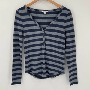 Lucky Brand Stripe Snap Thermal Henley Top Blue Grey Women Medium Long Sleeve - Picture 1 of 4