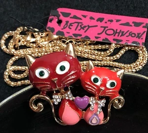 NWT BETSEY JOHNSON Enamel Red Cats Rhinestoned Brooch Pendant Necklace 26" - Picture 1 of 8