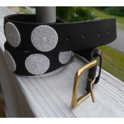 Cinturón Cuentas Círculos Hecho a Mano Masaai Masai 1 3/8" W Cuero Talla 32 (30.75-33.75) Foto 1 de 4