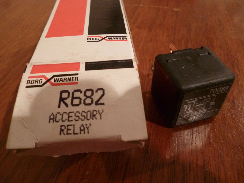 BWD Borg Warner R682 Horn Relay NOS - Image 1 of 1