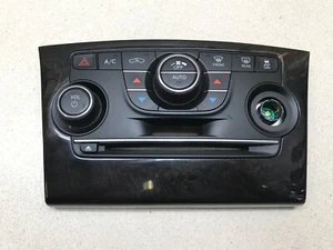Chrysler 300 2011-2014 calentador de aire acondicionado control de clima usado de fábrica - Imagen 1 de 5