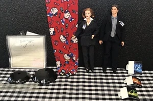X FILES BARBIE & KEN, SET DE REGALO DE MUÑECA SUELTA CON ACCESORIOS, #19530, ¡OOP, 1998! - Imagen 1 de 24