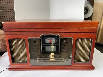 Crosley CR704 Record Player Director CD Cassette Turntable AM/FM Radio READ - Image 1 of 4