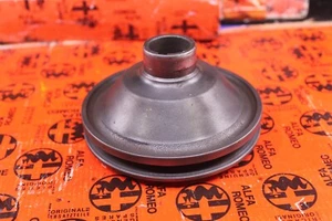 Alfa Romeo Spider OEM Engine Crank Pulley 82-89 - Picture 1 of 4