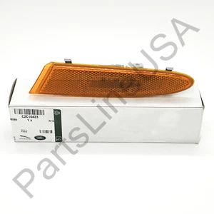 Genuine Jaguar XJR XJ8 2004-07 Bumper Left Front Side Marker Lamp C2C10423 - Picture 1 of 6