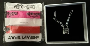 ¡Collar y pulseras mercancía VIP Avril Lavigne! (Greatest Hits Tour 2024) - Imagen 1 de 3