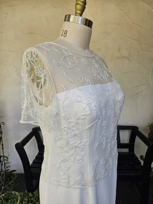 Vestido de novia talla 18 vintage años 2000 Y2k talla grande corpiño con cuentas funda nupcial Foto 1 de 4