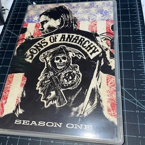 Sons of Anarchy: Season Two (DVD, 2010, 4-Disc Set) Charlie Hunnam - Bild 1 von 2