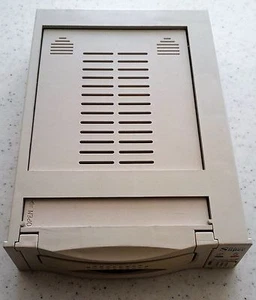 Two Fan 3.5" IDE ATA Hard disk VIPowER Mobile Rack VP-10LS2FU-133  - Bild 1 von 6