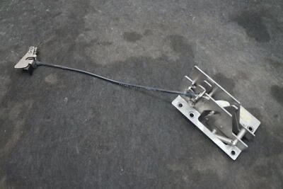 Capó delantero capó liberación captura 51237116662 OEM Rolls Royce Phantom 2004 Foto 1 de 4