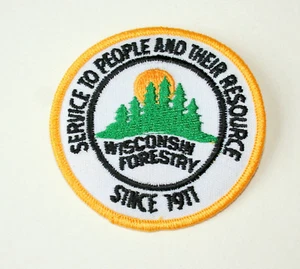 Vintage 1980s Wisconsin Forestry Service Since 1971 Patch New NOS - Picture 1 of 3