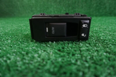 Dodge Avenger SX 2013 interruptor de ventana lado izquierdo del conductor OEM Foto 1 de 4