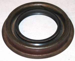 1973-1991 Chevrolet GMC Pickup Suburban NOS pinion seal 3977359 - Picture 1 of 1