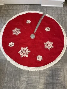 Vintage 48” Tree Skirt, Red Felt, Crochet Snowflakes, Wood Beads, Crochet Trim - Picture 1 of 5