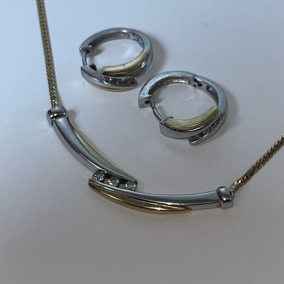 Colar e brincos de diamantes 14k Helzberg dois tons ouro branco amarelo bypass - Imagem 1 de 4