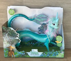 Jakks Pacific Disney Raya & The Last Dragon Large Color Changing Light Up Sisu - Picture 1 of 4